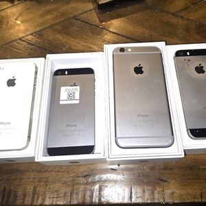 Apple iPhones - Silver and Black Untested
